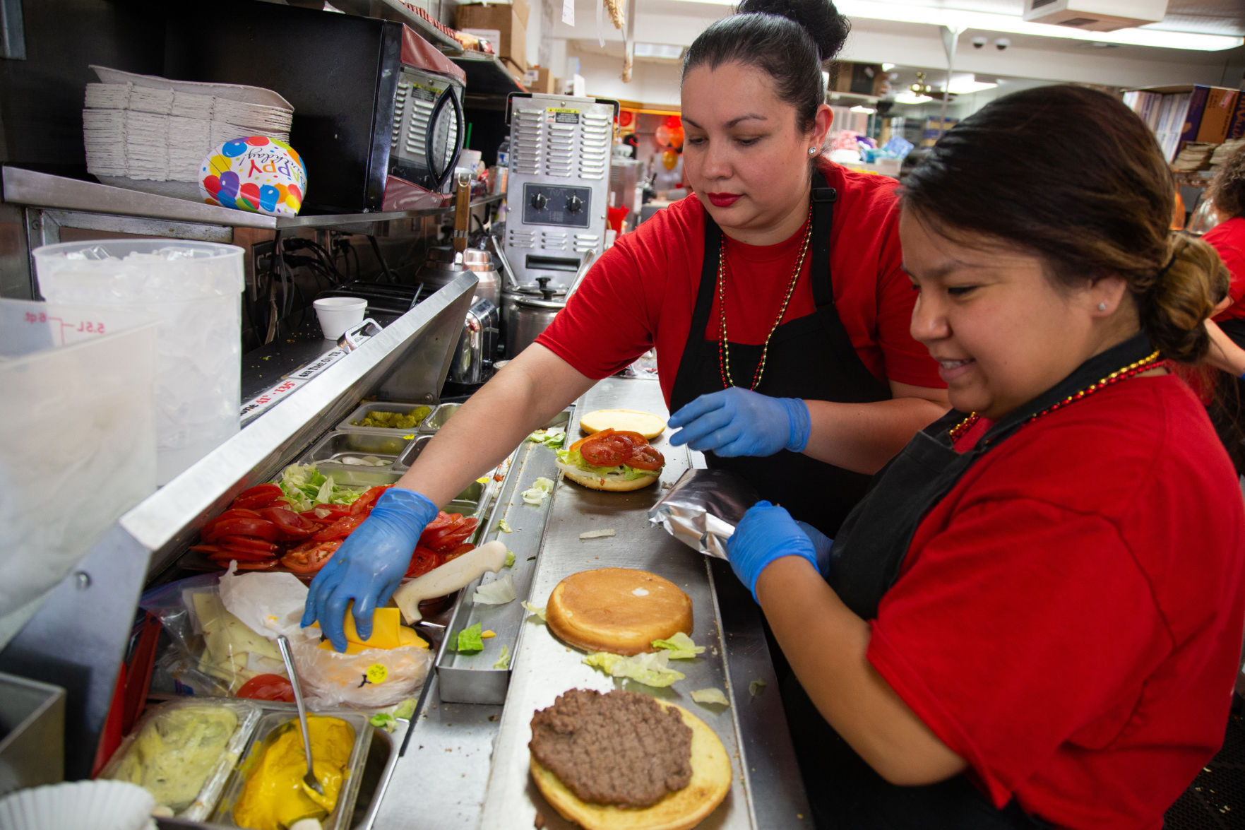 DiscoverBURGERS-033119-3.jpg